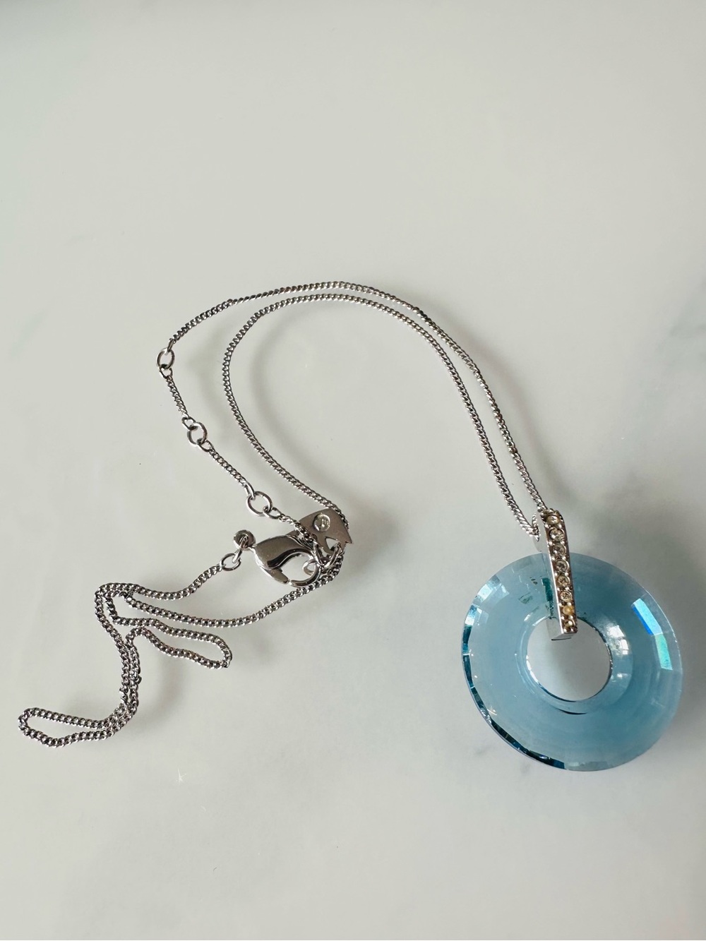Authentic Swarovski Blue Crystal Circle Pendant Necklace Swan Logo Rhodium